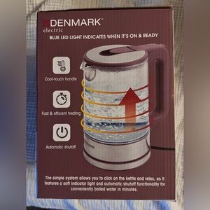 Denmark Cordless electric Maroon/purple Tea Kettle NWT